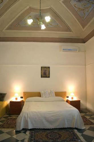 Bed & Breakfast Casa Pisanu Narbolia Exterior photo